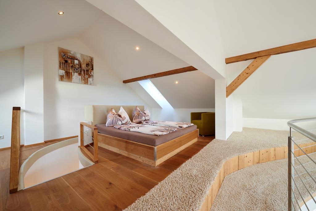 Neulendtnerhof Apartment Mettmach ห้อง รูปภาพ